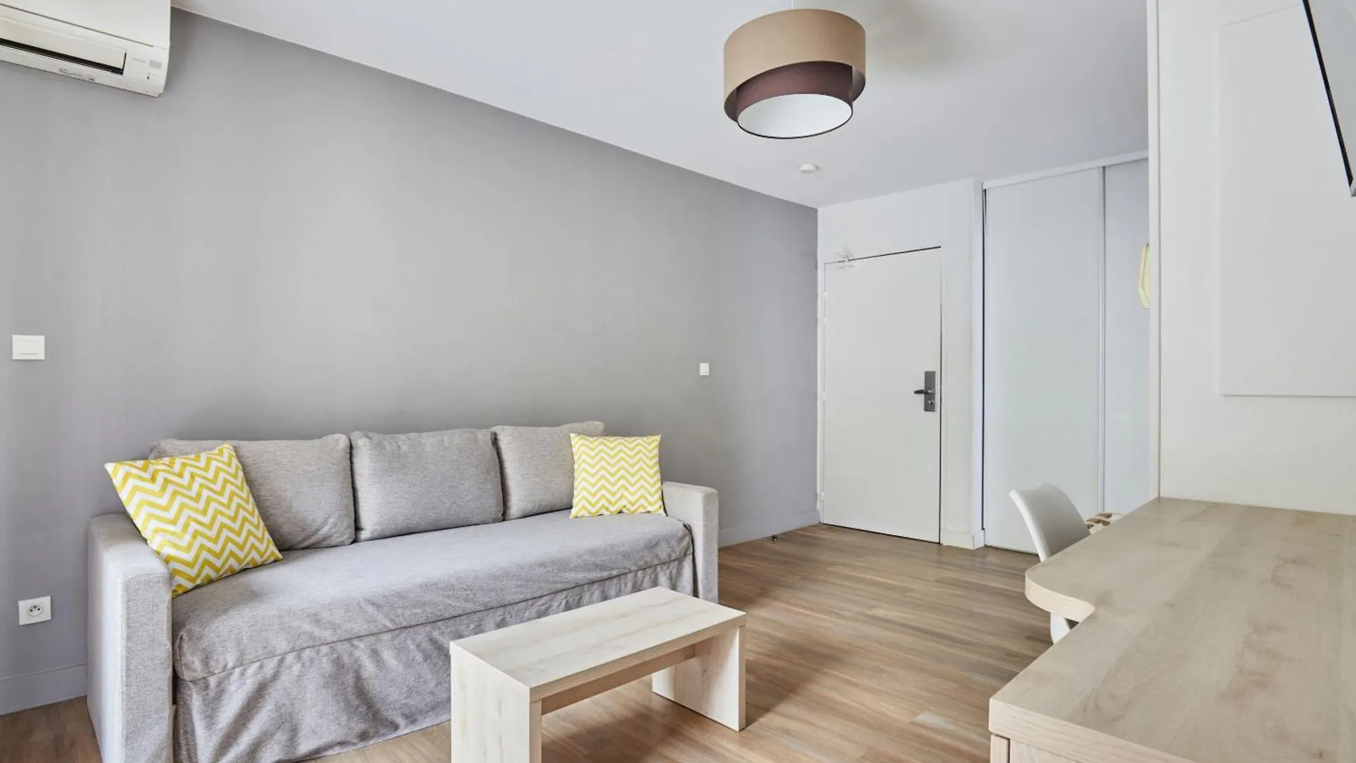 Appart Hotel Odalys City Aix En Provence Le Clos De La Chartreuse Aix-en-Provence Francie