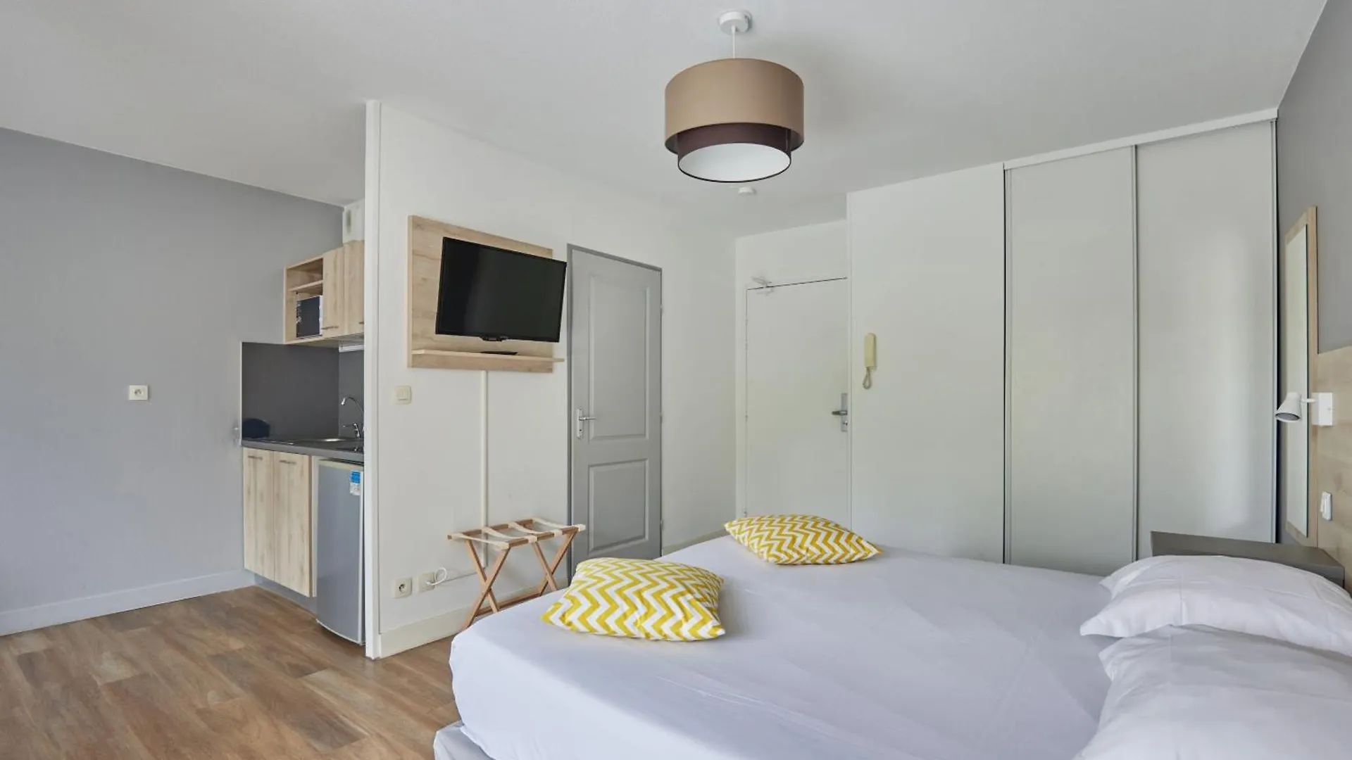 Odalys City Aix en Provence Le Clos de la Chartreuse Aix-en-Provence Apartahotel